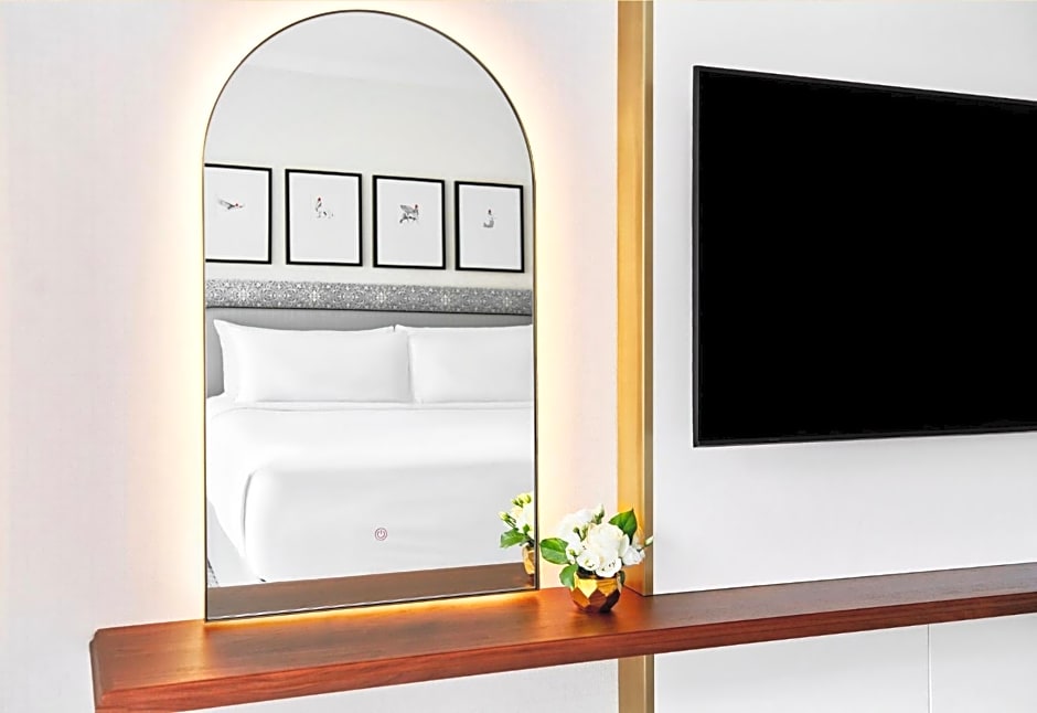 InterContinental Chicago Magnificent Mile By IHG