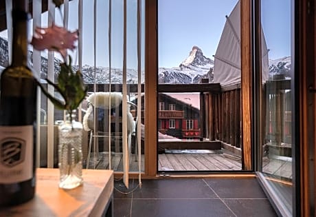 Panorama Deluxe Room with Matterhorn View