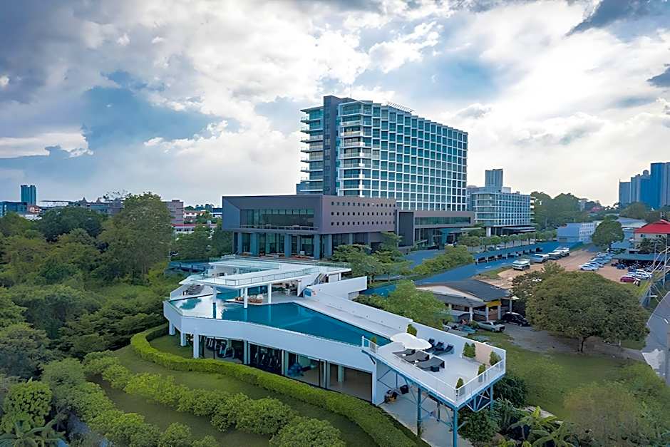 Tsix5 Hotel