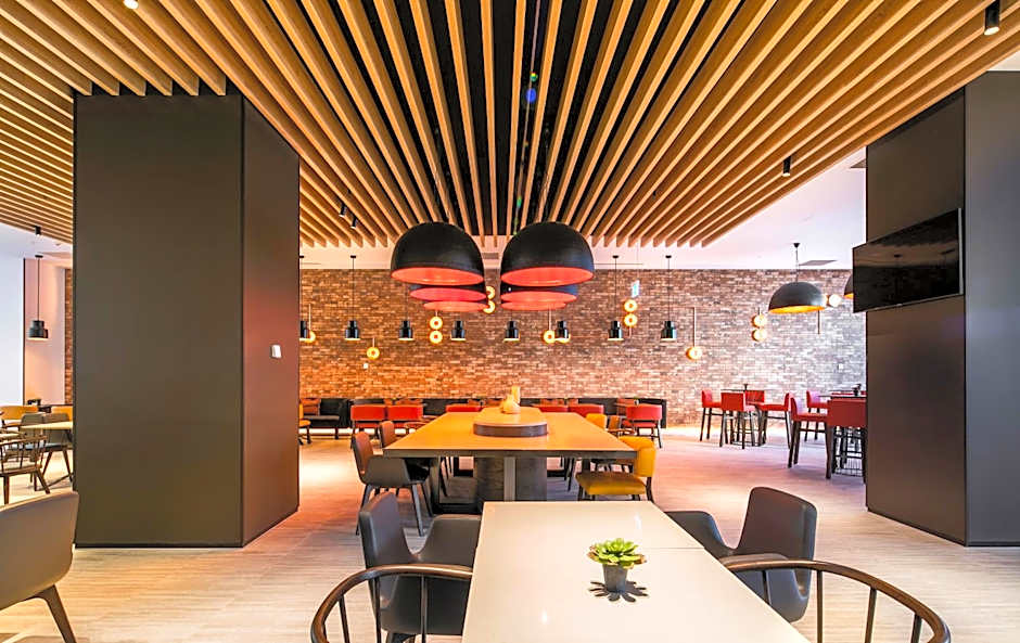 Holiday Inn Express Melbourne Little Collins By IHG