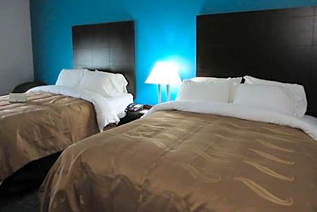 Queen Room with Two Queen Beds - Non-Smoking