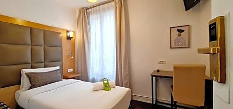 Single Room with Private Bathroom