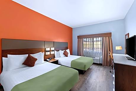 Queen Room with Two Queen Beds - Disability Access/Non-Smoking