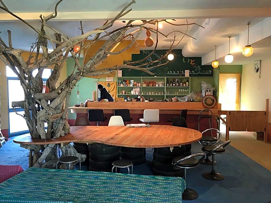 Organic Guesthouse & Cafe OHANA