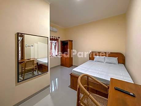 Ndalem Joglo Kawijayan Syariah Mitra RedDoorz