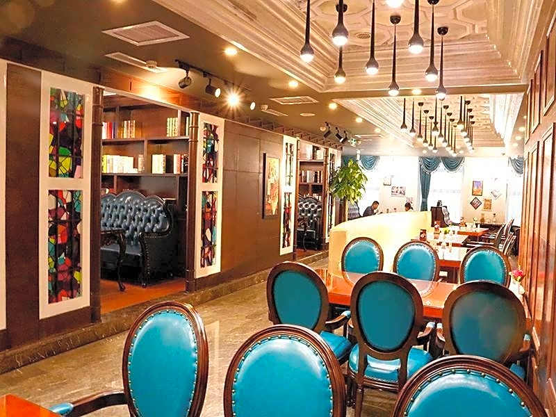 James Joyce Coffetel Golmud Huaxing Plaza Branch