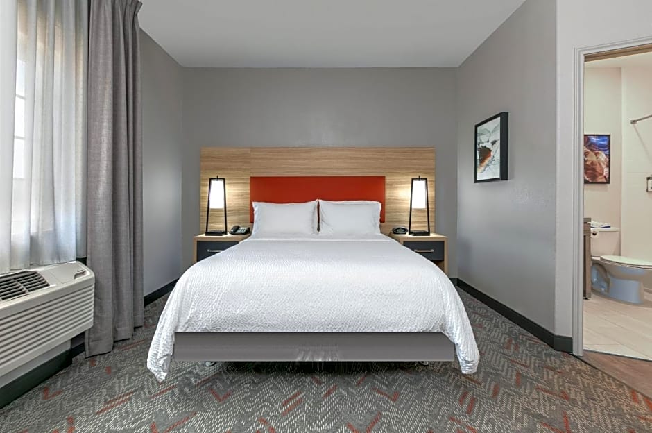 Candlewood Suites Lake Jackson By IHG