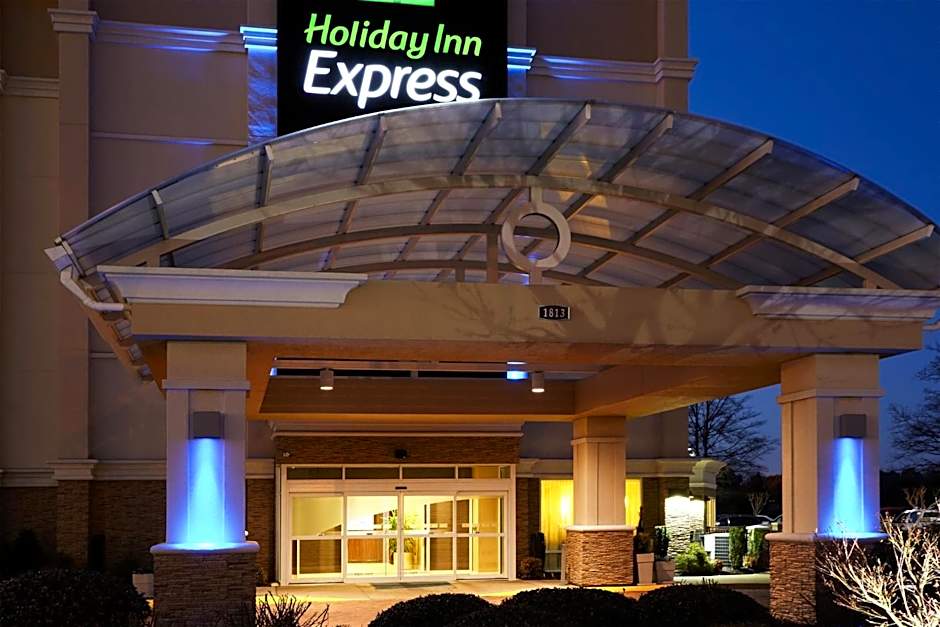 Holiday Inn Express Hotels- Hampton By IHG