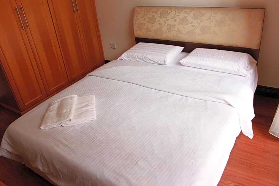 Homestay Marina Court Resort