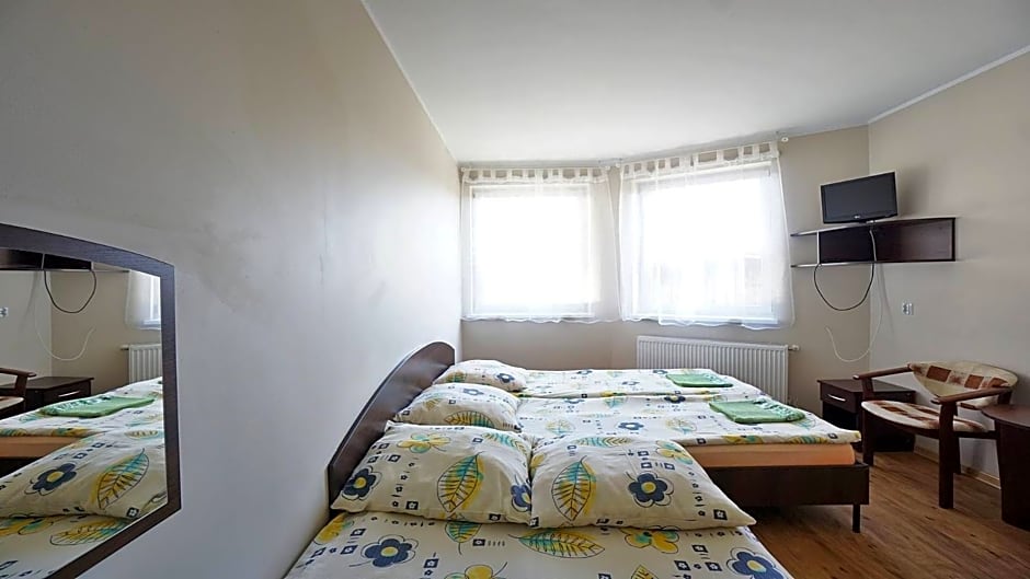 Willa Białe Piaski Pokoje i Noclegi Białogóra