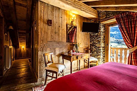 Double or Twin Room with Balcony