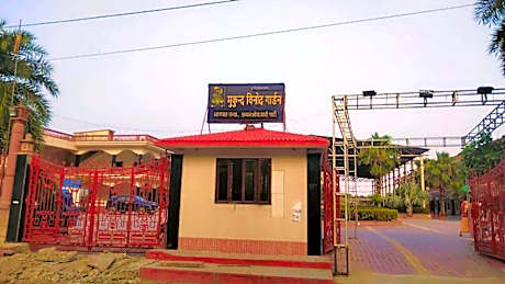 Mukund Vinod Garden by CRV hotels