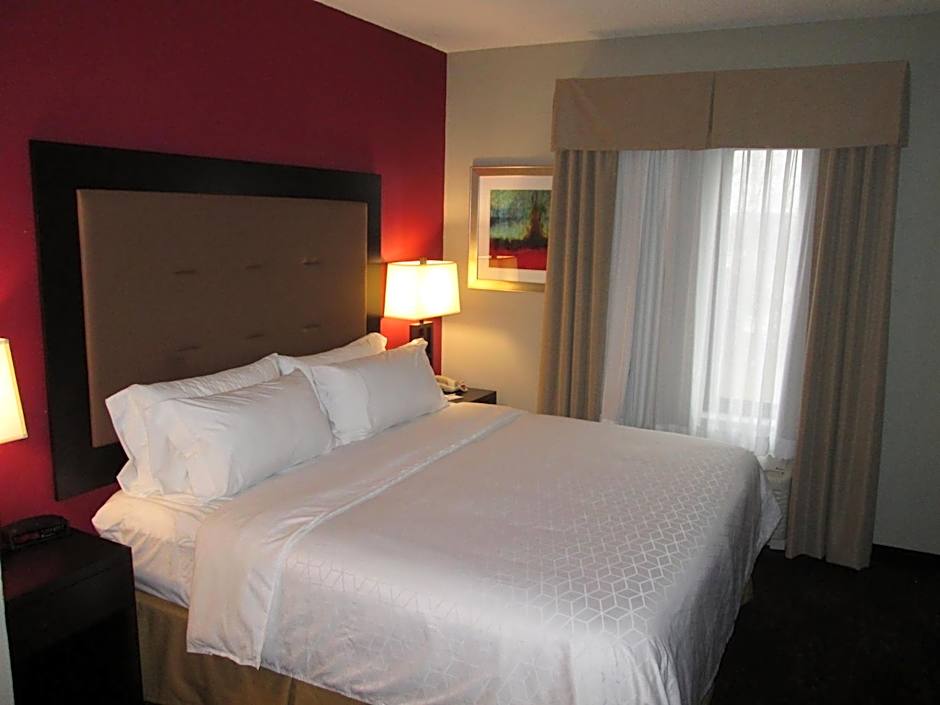 Holiday Inn Express Cloverdale (Greencastle) by IHG
