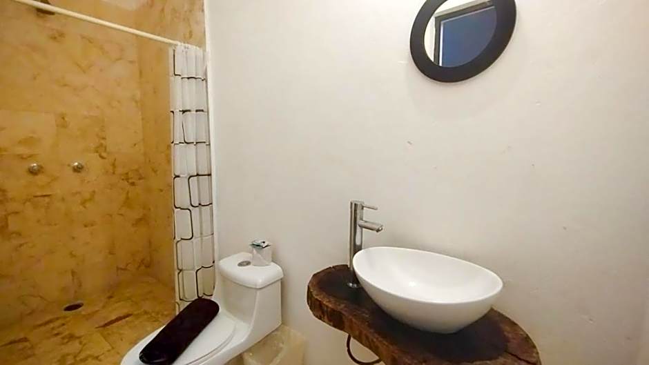 "Spacious Suite with 4 Bedrooms and Amenities"