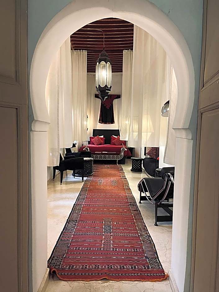 Riad 144