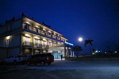 Padadita Beach Hotel