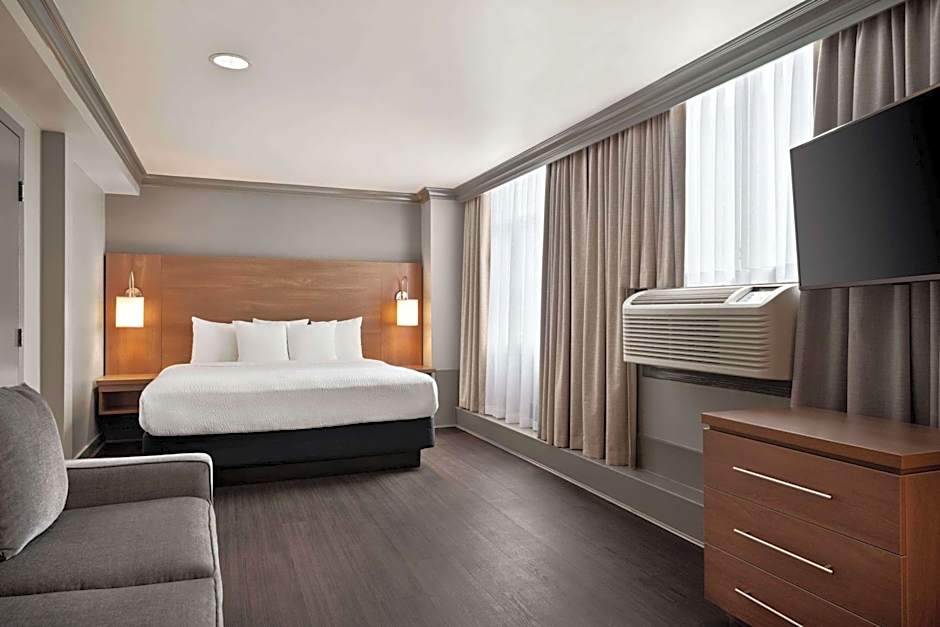 Days Inn by Wyndham Vancouver Downtown