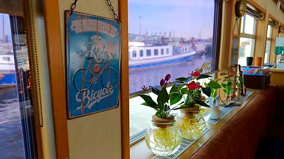 Botel Clair d'Etoile