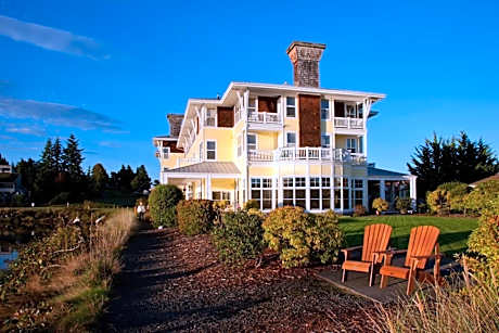 Resort at Port Ludlow
