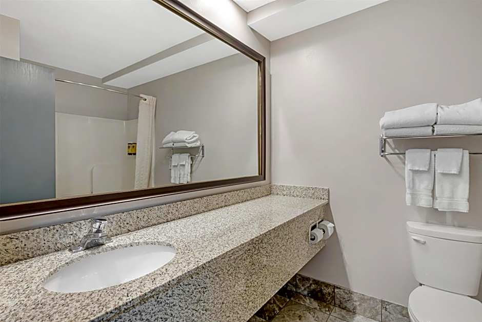 Best Western Plus Eau Claire Conference Center