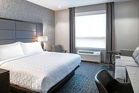 King Studio Suite