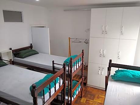 Bed in 8-Bed Mixed Dormitory Room