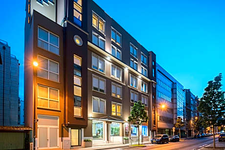 Best Western Plus Grand Hotel Victor Hugo