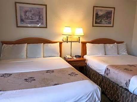 Queen Room with Two Queen Beds