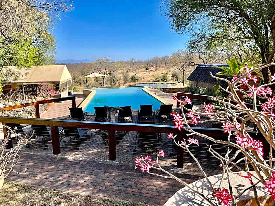 MILIMA Big 5 Safari Lodge