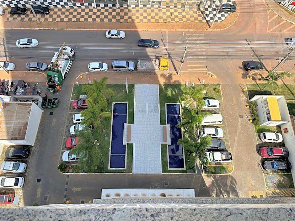 Apartamento Águas Claras, 13⁰ andar, nascente. Vista livre. Wi-Fi veloz. Academia e piscina.