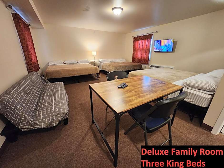 Driftwood Motel