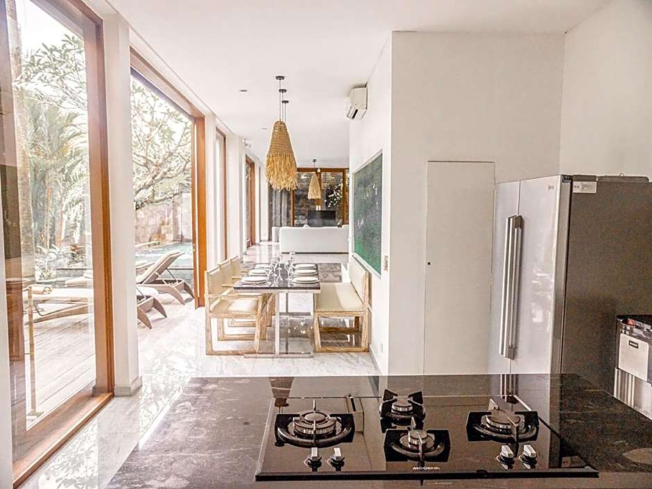 AB Villa & Apartments