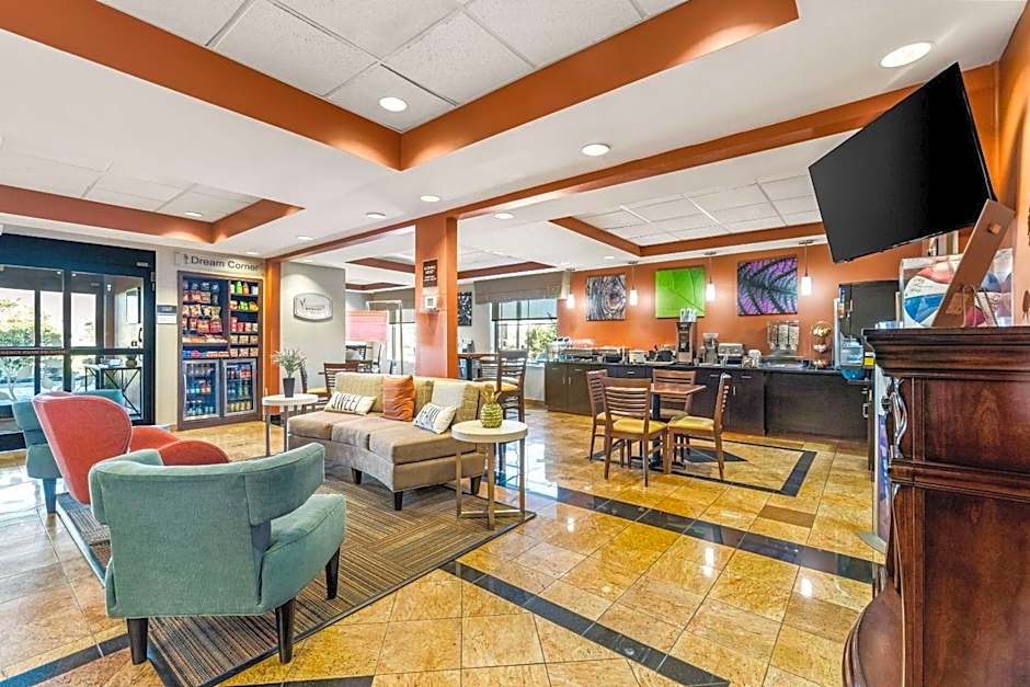 Sleep Inn & Suites Dyersburg I-155