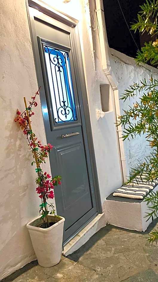 Babatseratsi skyrian studio 1