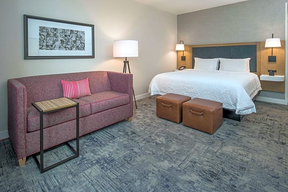 Hampton Inn And Suites By Hilton Portland-Pearl District