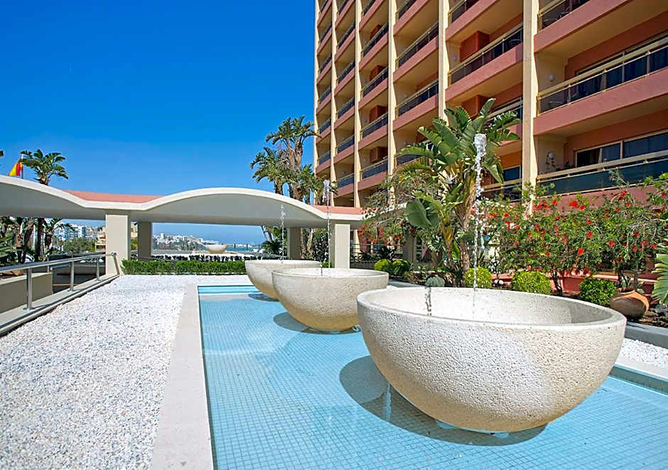 Sunset Beach Club Hotel Apartments
