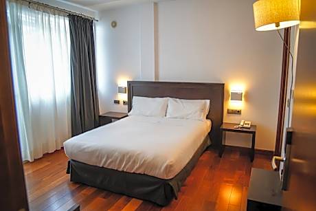 Deluxe Room with Terrace