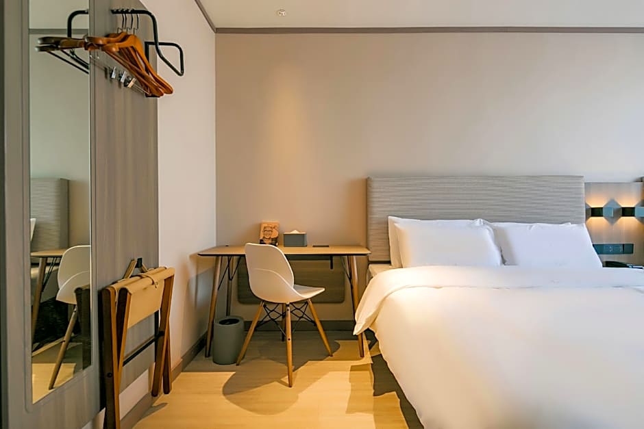 Hanting Hotel Xi'an Wulukou Metro Station