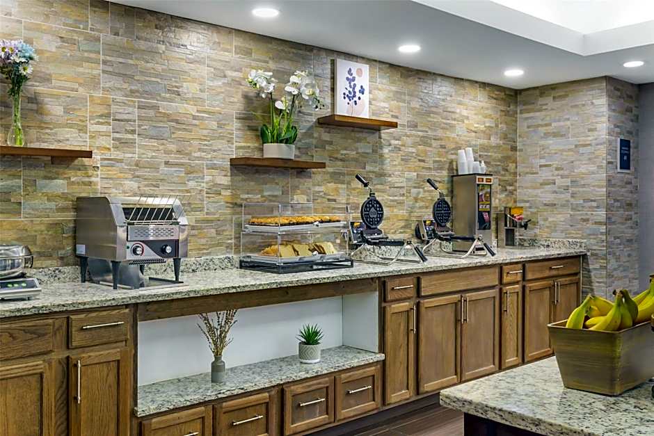 Best Western Plus Raleigh Crabtree Valley Hotel