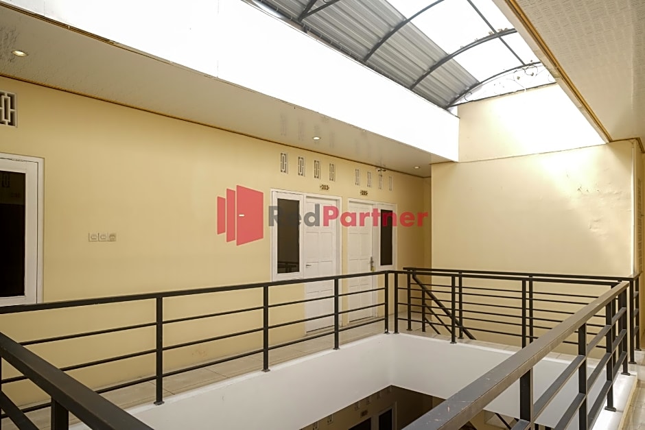Wisma Fortuna Syariah Mitra By RedDoorz – Sukoharjo, SD
