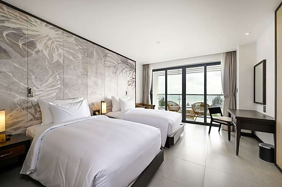 Photo 1 of 5 of Deluxe Twin Room with Sea View