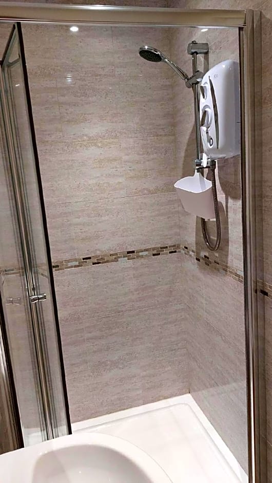 Westwood Lodge B & B Boston