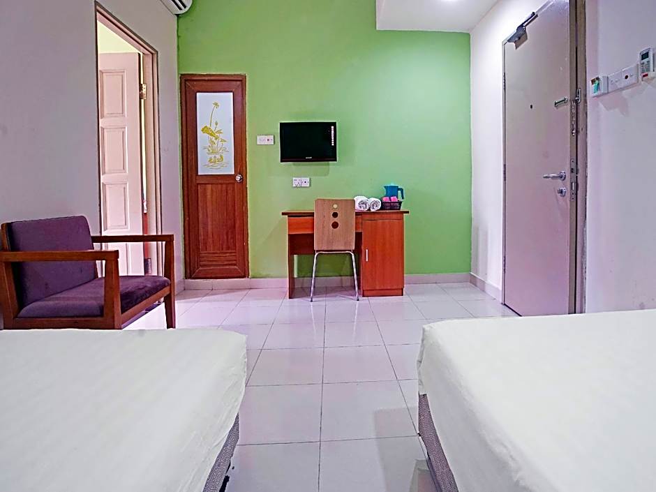 Hotel O Night Queen salak Tinggi