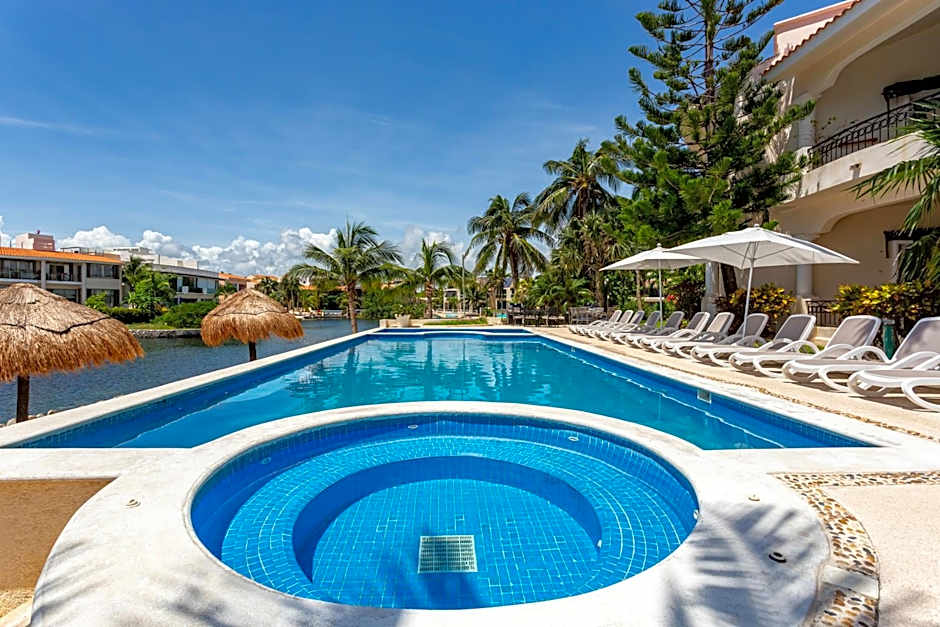 Aventuras Club Marina