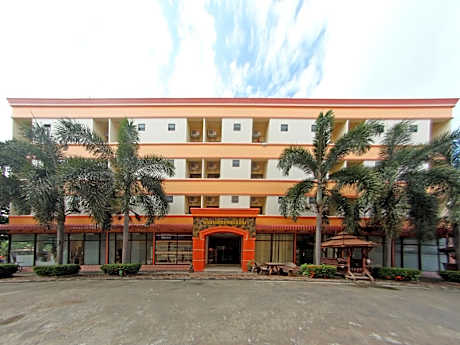 Central Park Hotel