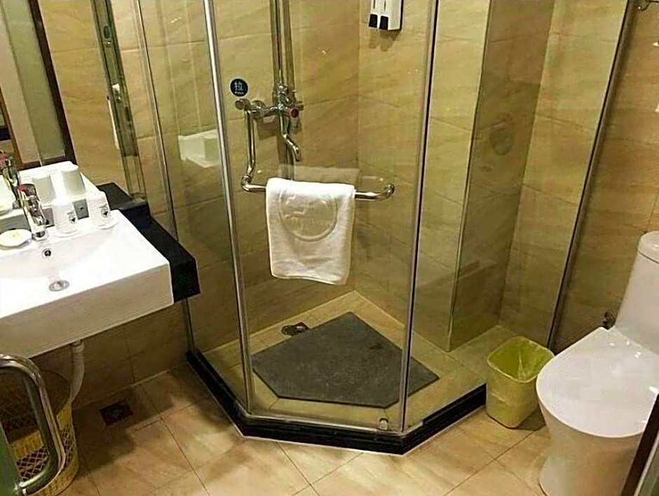 GreenTree Inn Zhejiang Ningbo South Railway Station Express Hotel