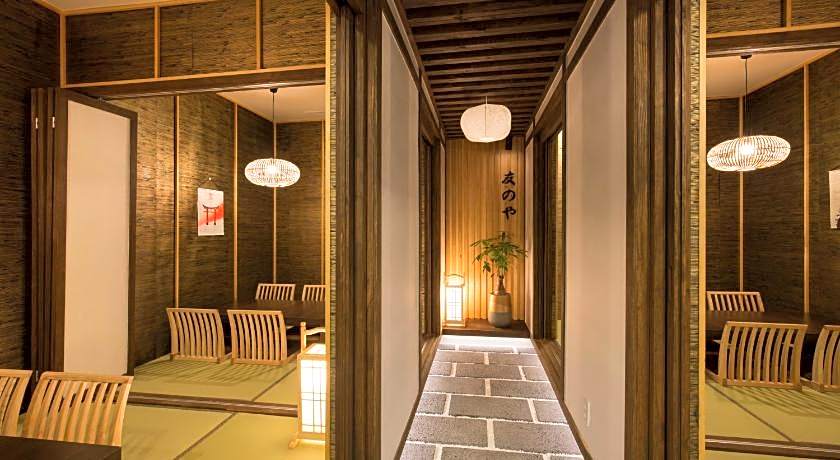 Tomonoya Hotel & Ryokan