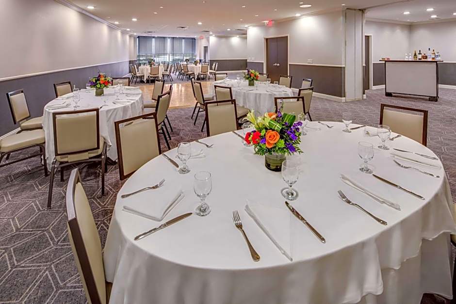 Hilton Newark Airport