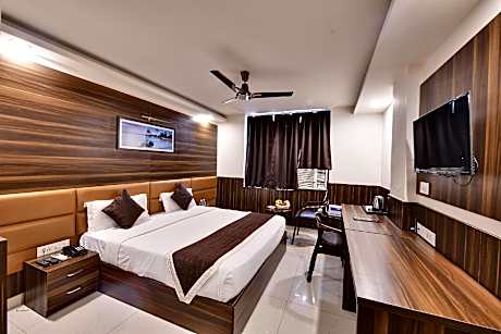 RnB Select Walk-Inn Lucknow