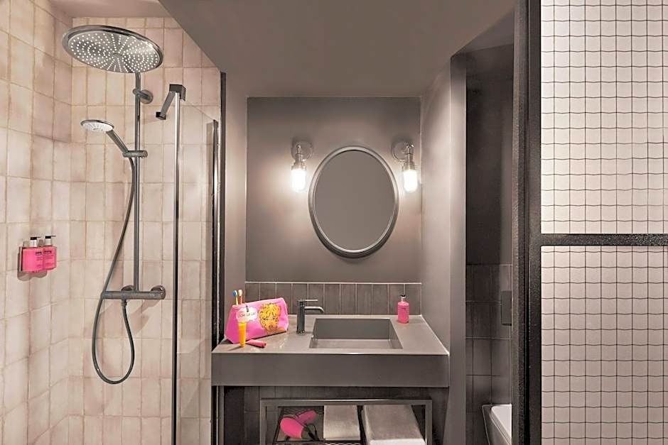 Moxy Lille City